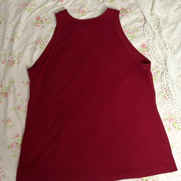 Nike Shirt - Picture 2 of 3